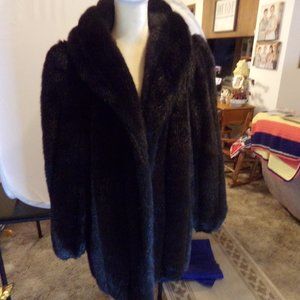 Giorgio Parnucci Fauz Fur Coat Black Size XL Beutiful Warm.